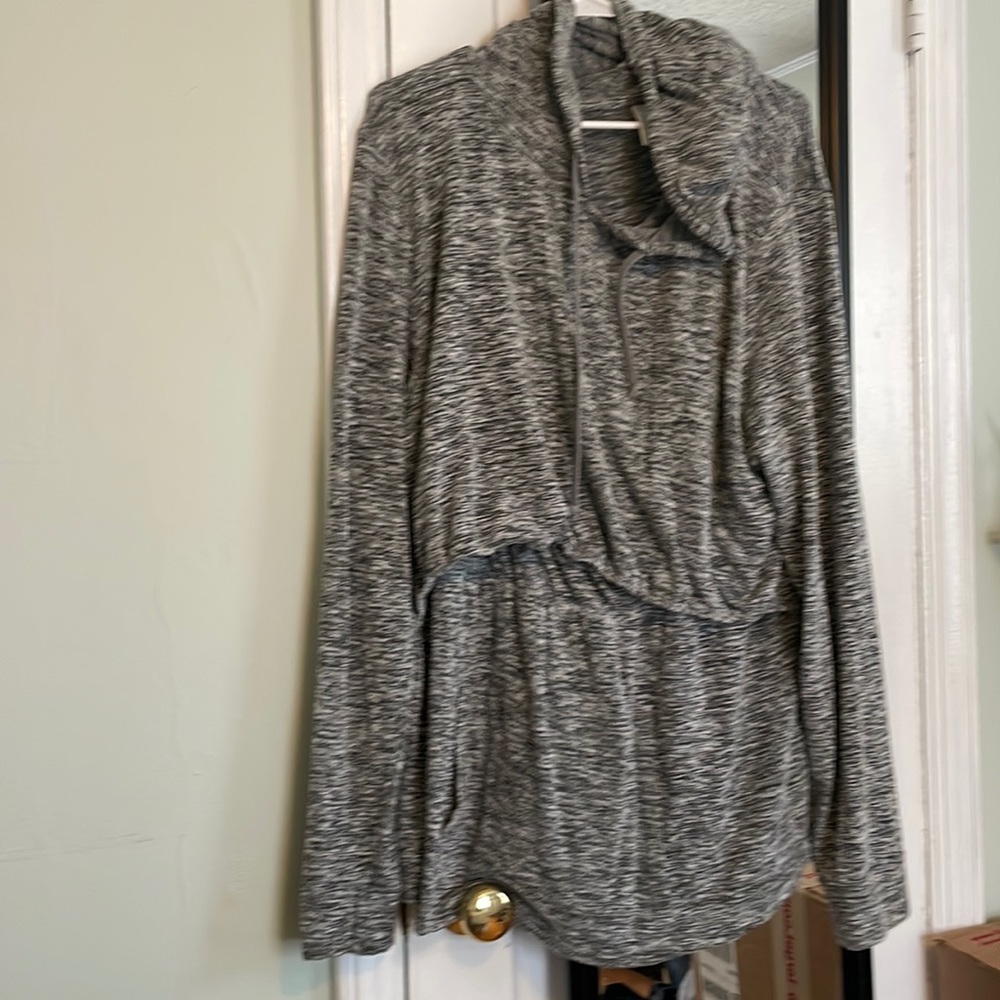 Lightweight nursing hoodie